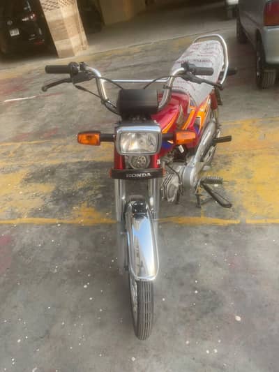 Honda CD70 Brand New Just 50km Drive
