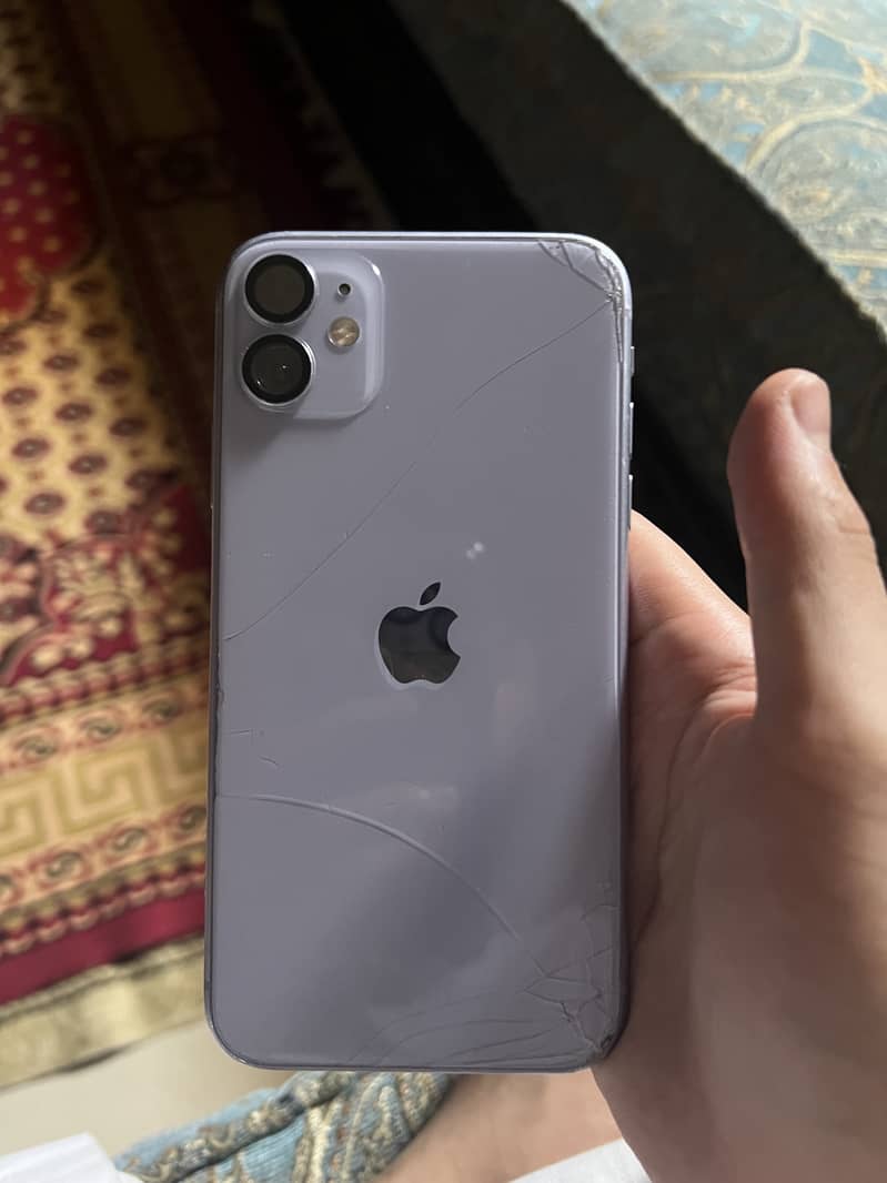 Apple iPhone 11 0