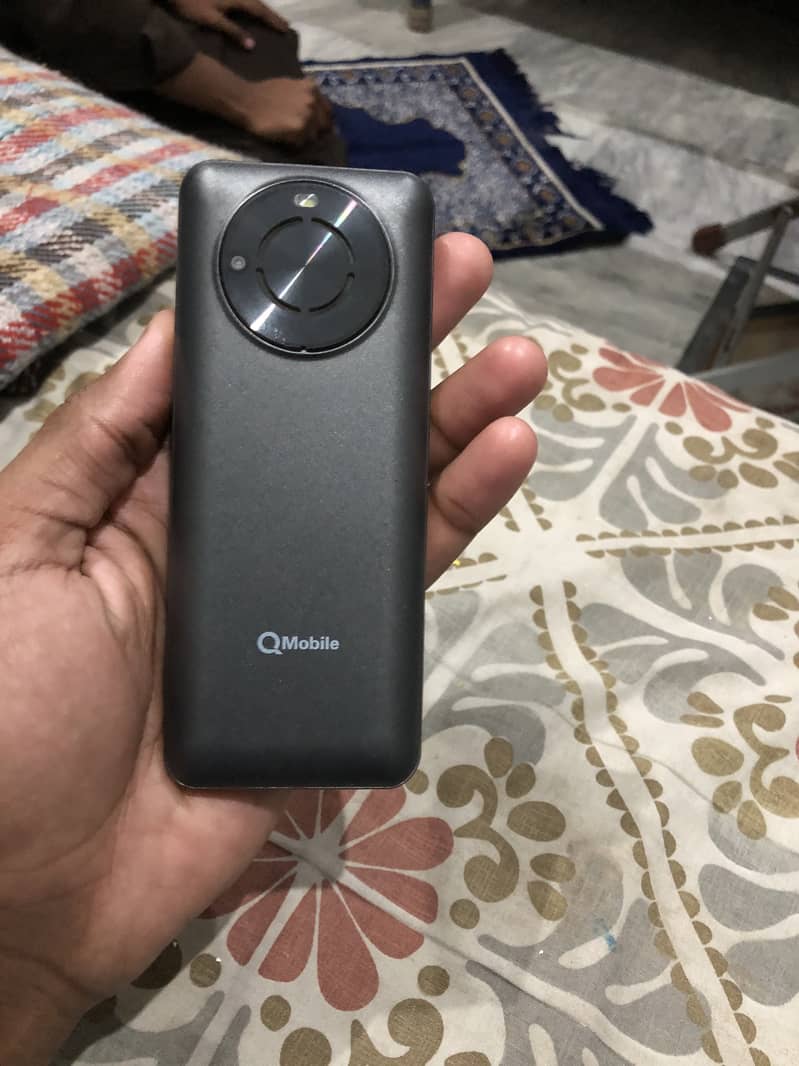 QMobile 1