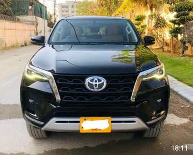 Toyota Fortuner V 2021