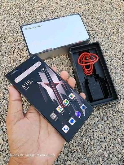 Red magic 8 pro 8/256gb 03230513511 WhatsApp