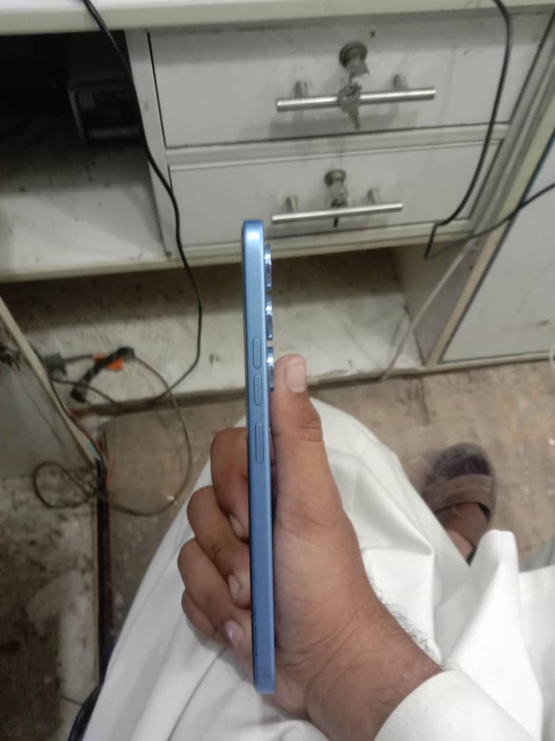 Tecno Spark 40 Pro 0