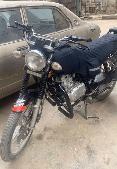 Suzuki GS 150 2018