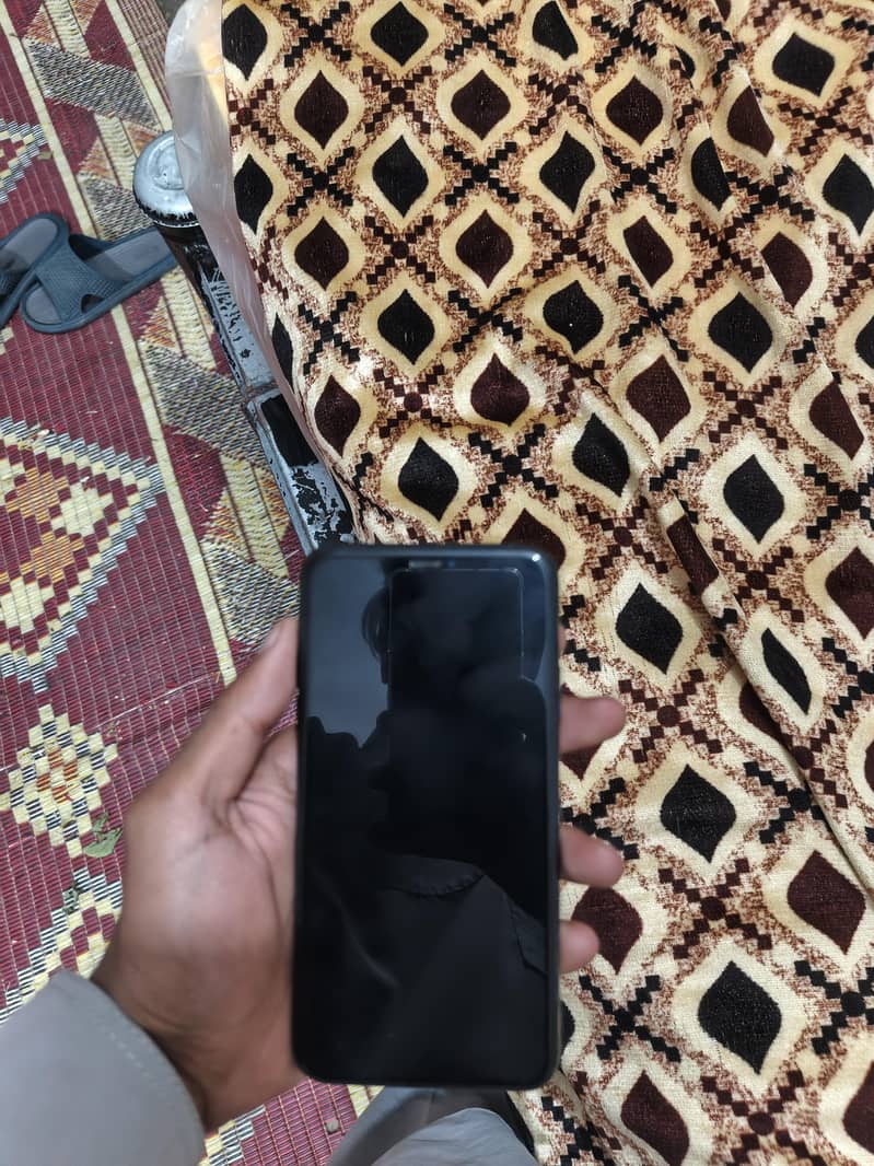 Apple iPhone 11 Pro Max 1