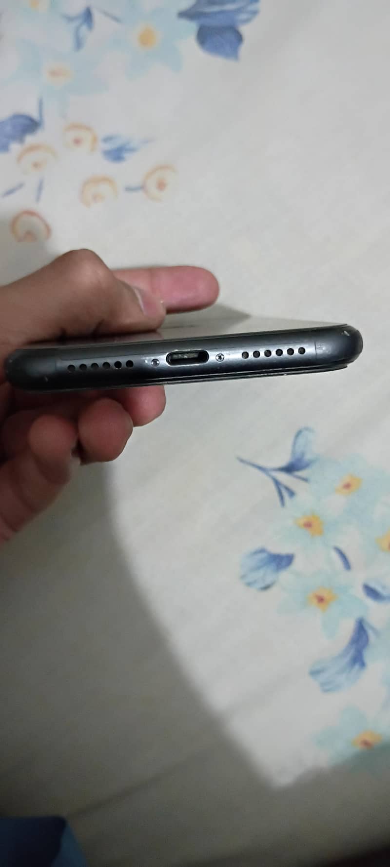 Apple iPhone 11 0