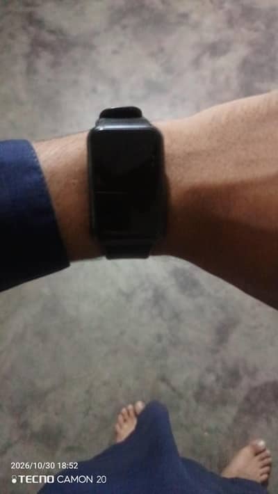 Huawei watch valuable use man