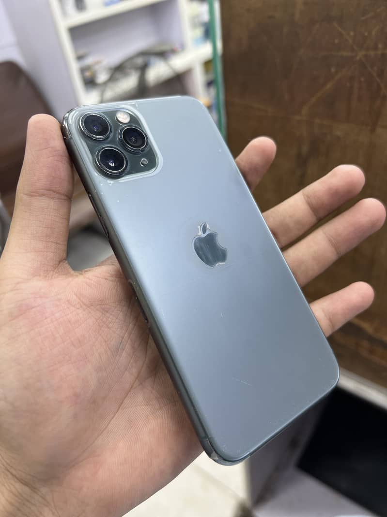 Apple iPhone 11 Pro 0