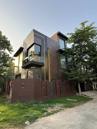 5 Marla Most Beautiful House For Sale At Prime Location In DHA Lahore