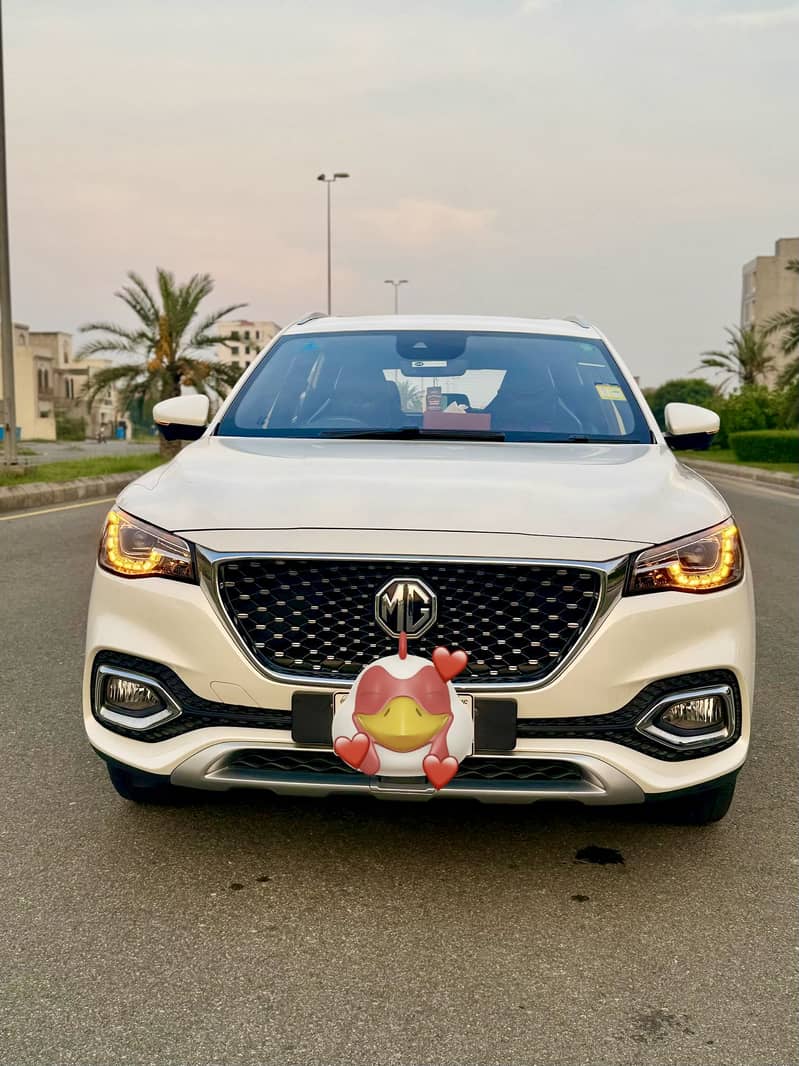 MG HS 2021 0