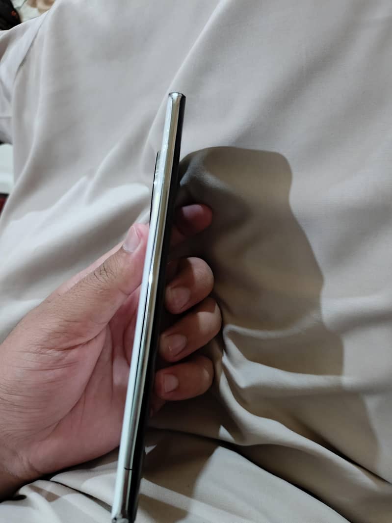 Tecno Spark 20 Pro Plus 2