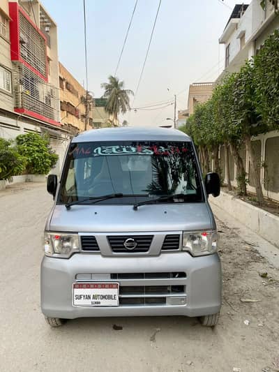 Nissan Clipper 2012