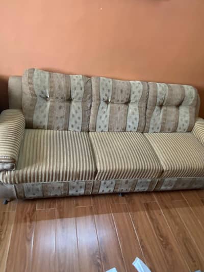 7 Seater Sofa Set with Table