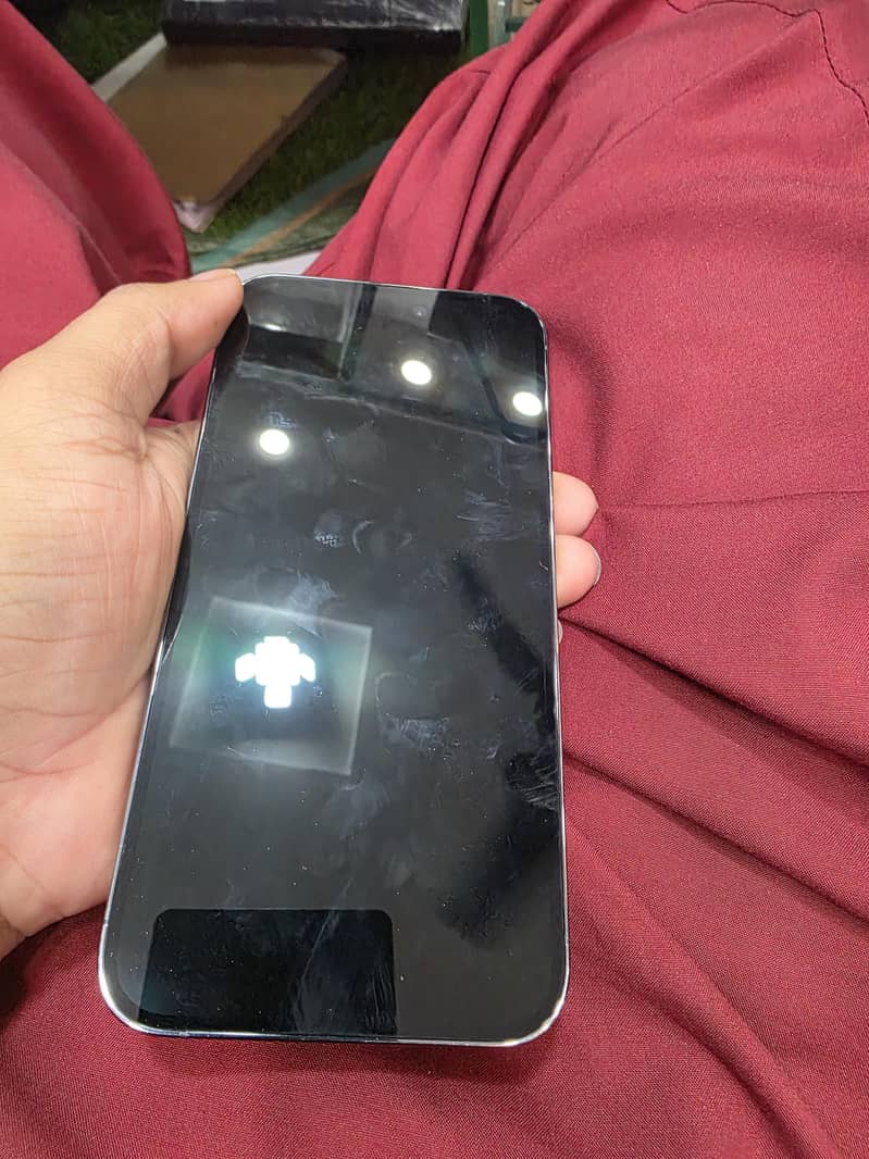 Apple iPhone 14 Pro Max 1