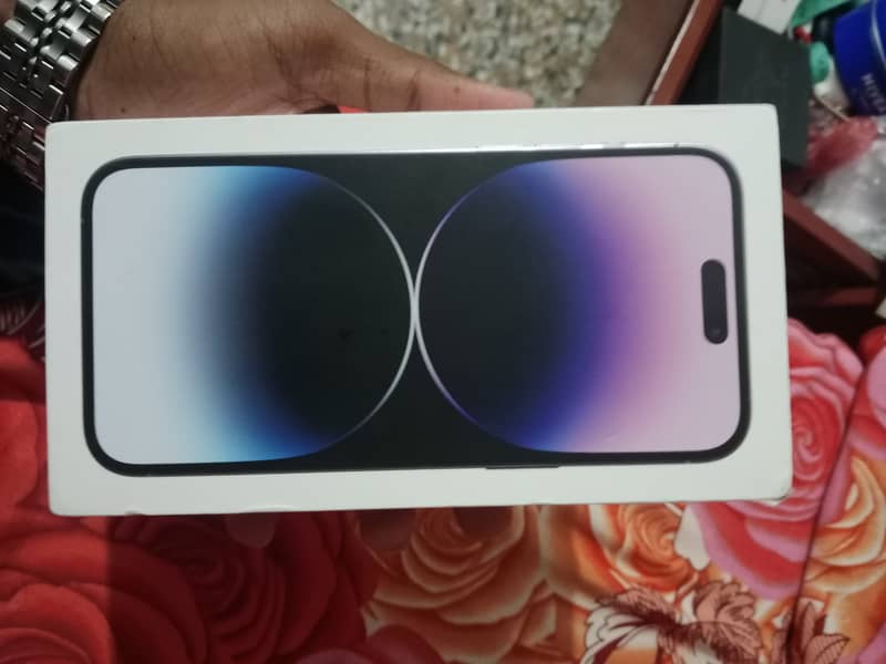 Apple iPhone 14 Pro Max 0