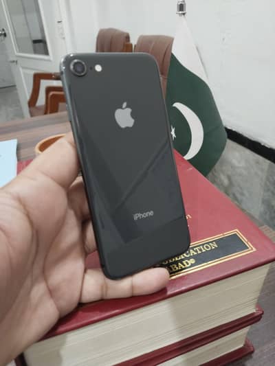Apple iPhone 8