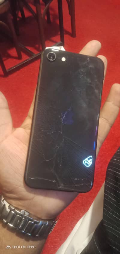 Apple iPhone SE