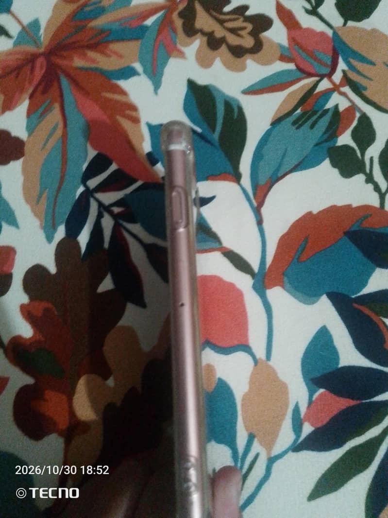 Apple iPhone 6S Plus 1