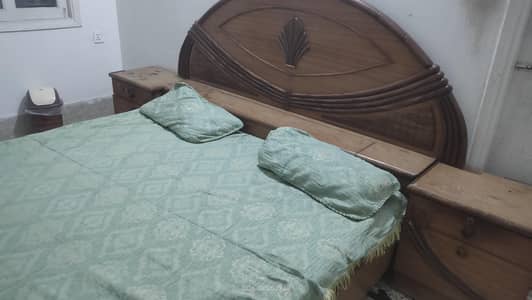 Bed set with 3 door cupboard and Dressing