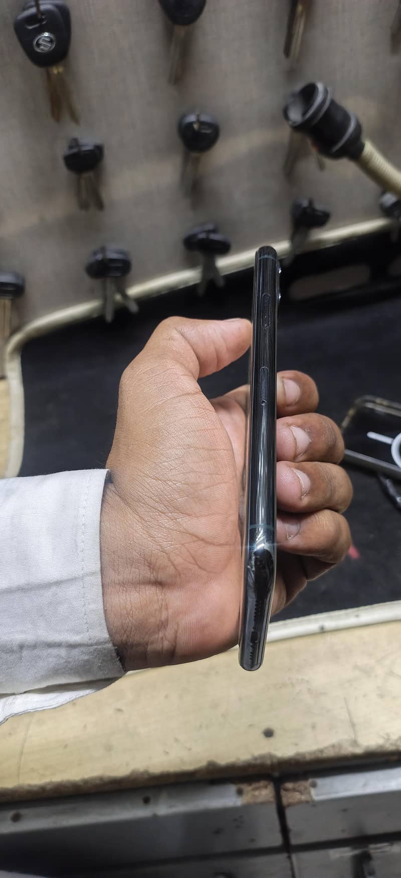 Apple iPhone 11 Pro 1