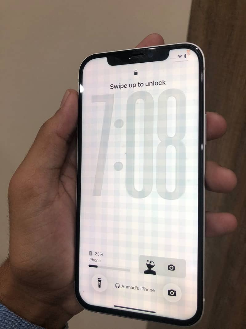 Apple iPhone 12 1