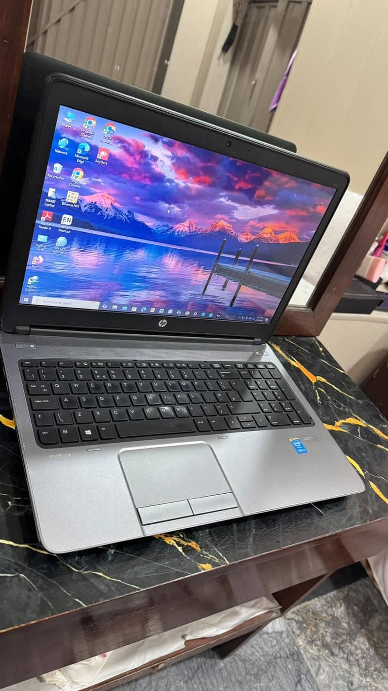 LAPTOP 1