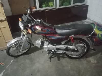 ہونڈا CG 125 بہترین کنڈیشن میں برائے فروخت 7