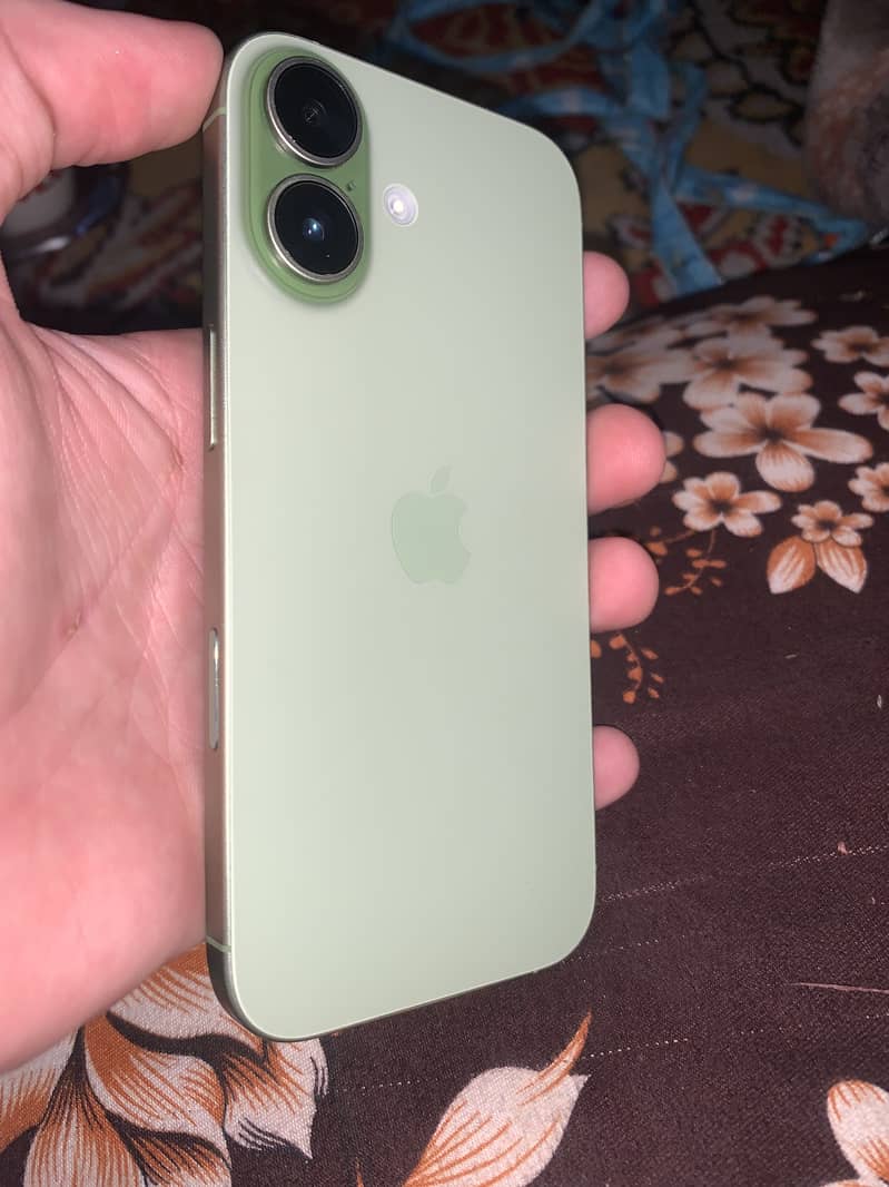 Apple iPhone 17 1