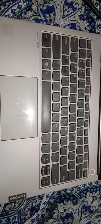 Lenovo Thinkbook core I 5 8 gen 8 256 gb