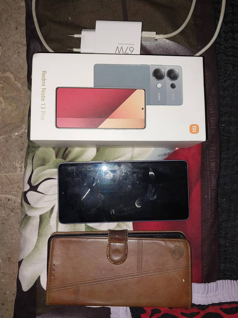 Xiaomi Redmi Note 13 Pro 0