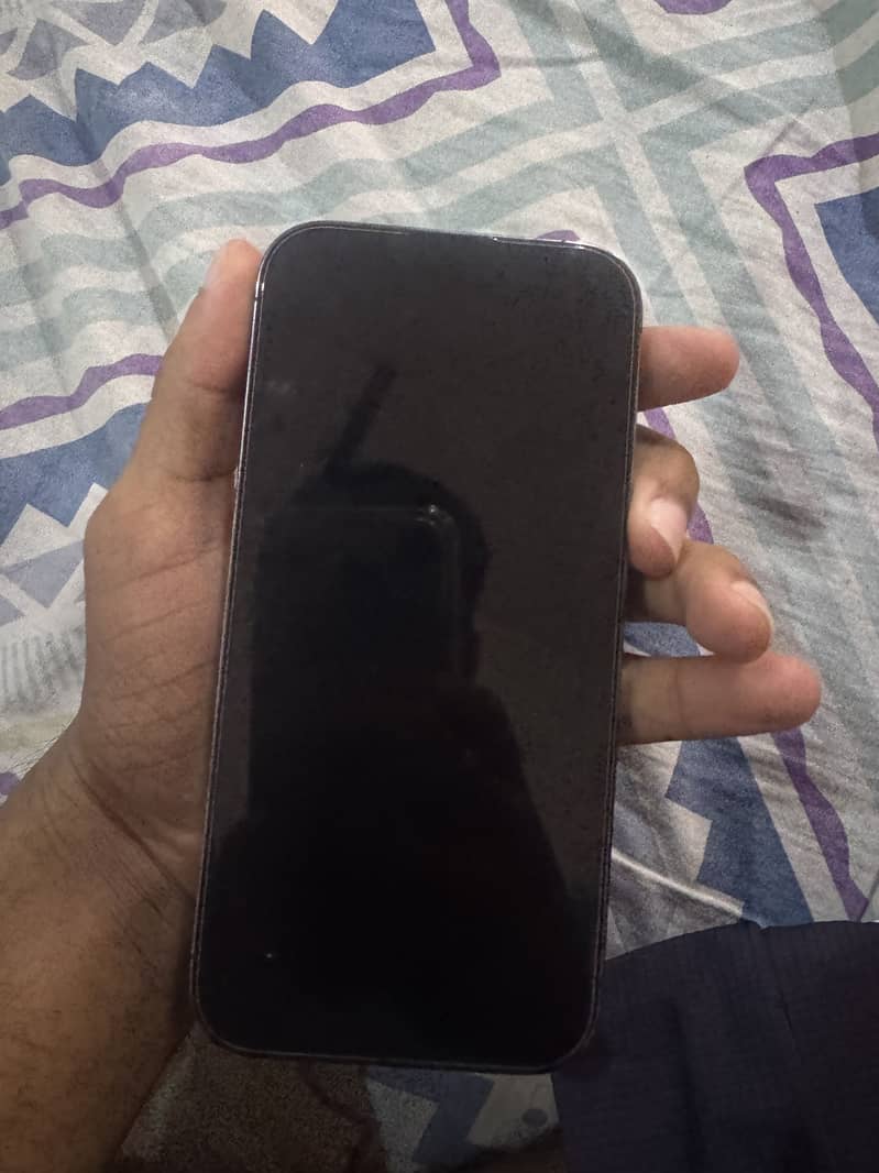 Apple iPhone 14 Pro 0