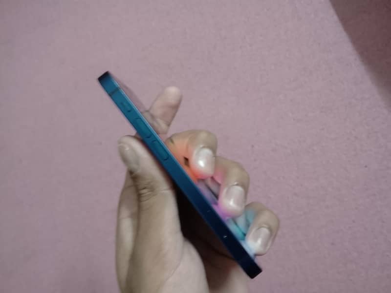 Apple iPhone 12 mini 1