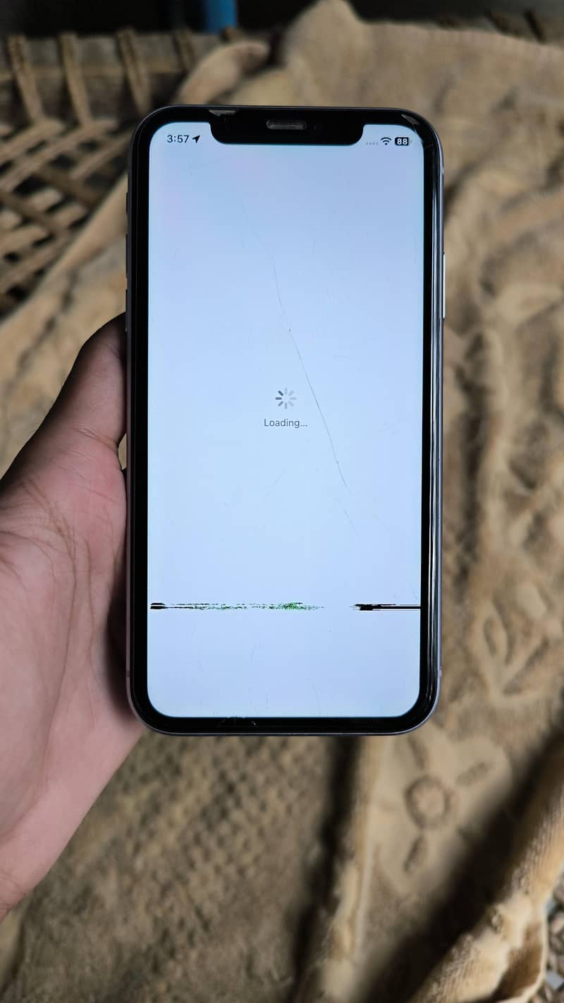 Apple iPhone 11 4