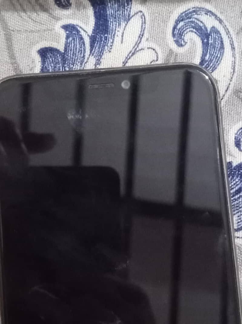 Apple iPhone 11 Pro 1