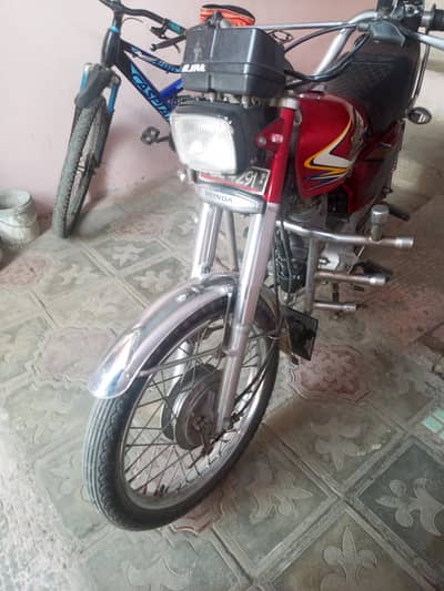 Honda 125 neet and caleen condesion