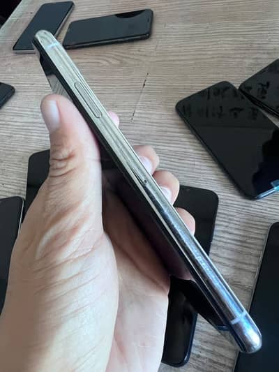 Apple iPhone X