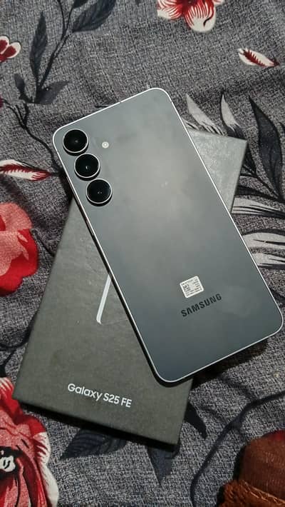 Samsung Mobile S25 FE