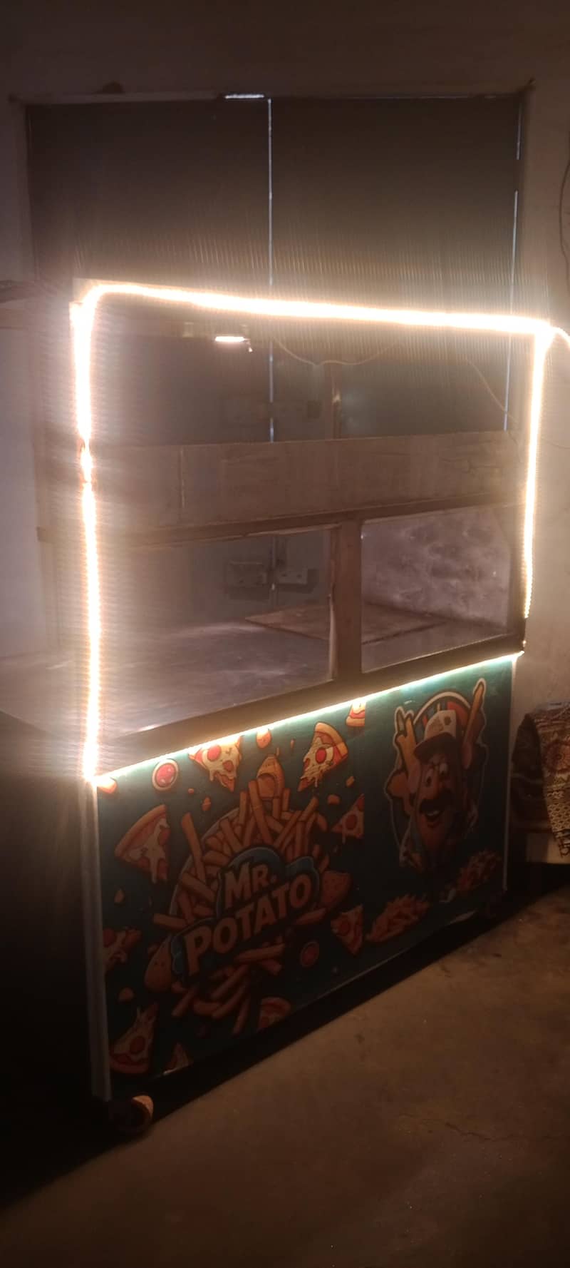 fries counter 1