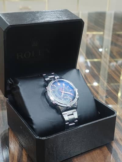 Brand New Look Analog Watch with Box