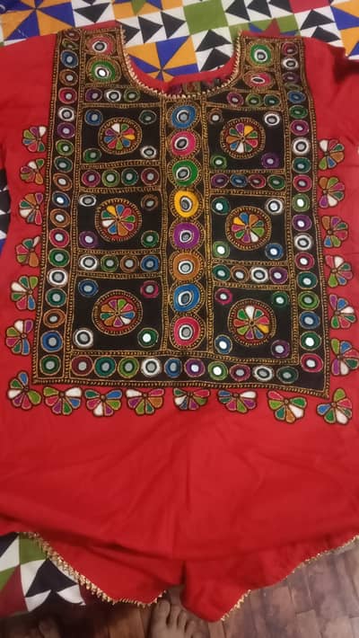 Hum ya sindhi gajh bna k sale krta hn full hand made ha