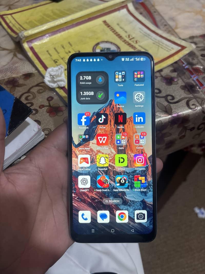 OPPO A18 1
