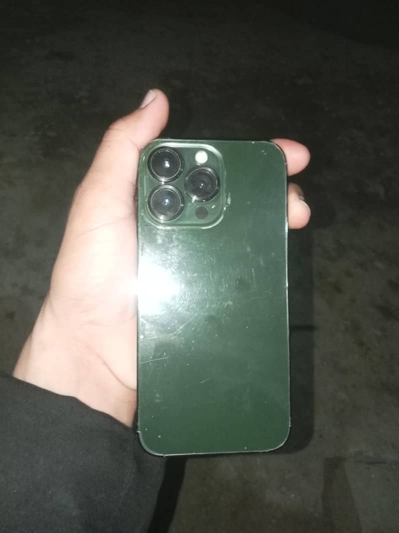 Apple iPhone 13 Pro 3