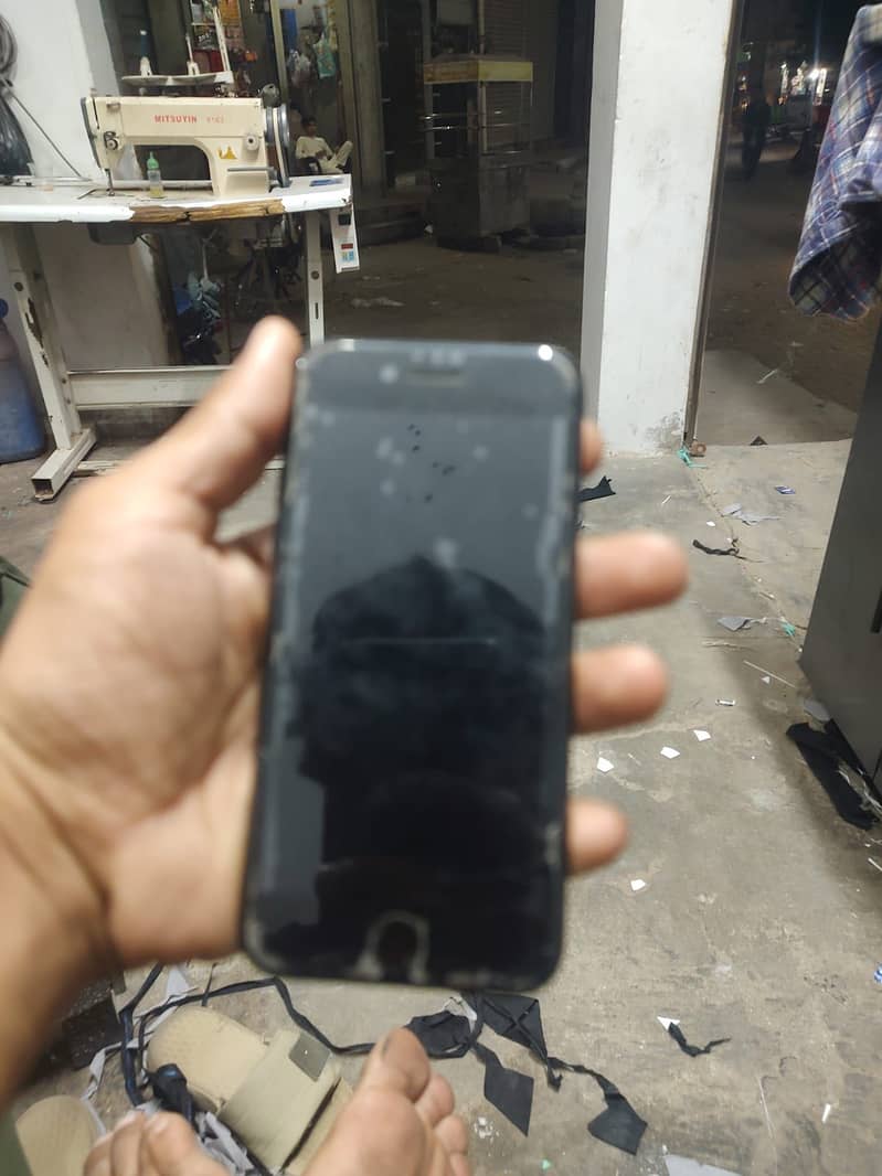 Apple iPhone SE 0