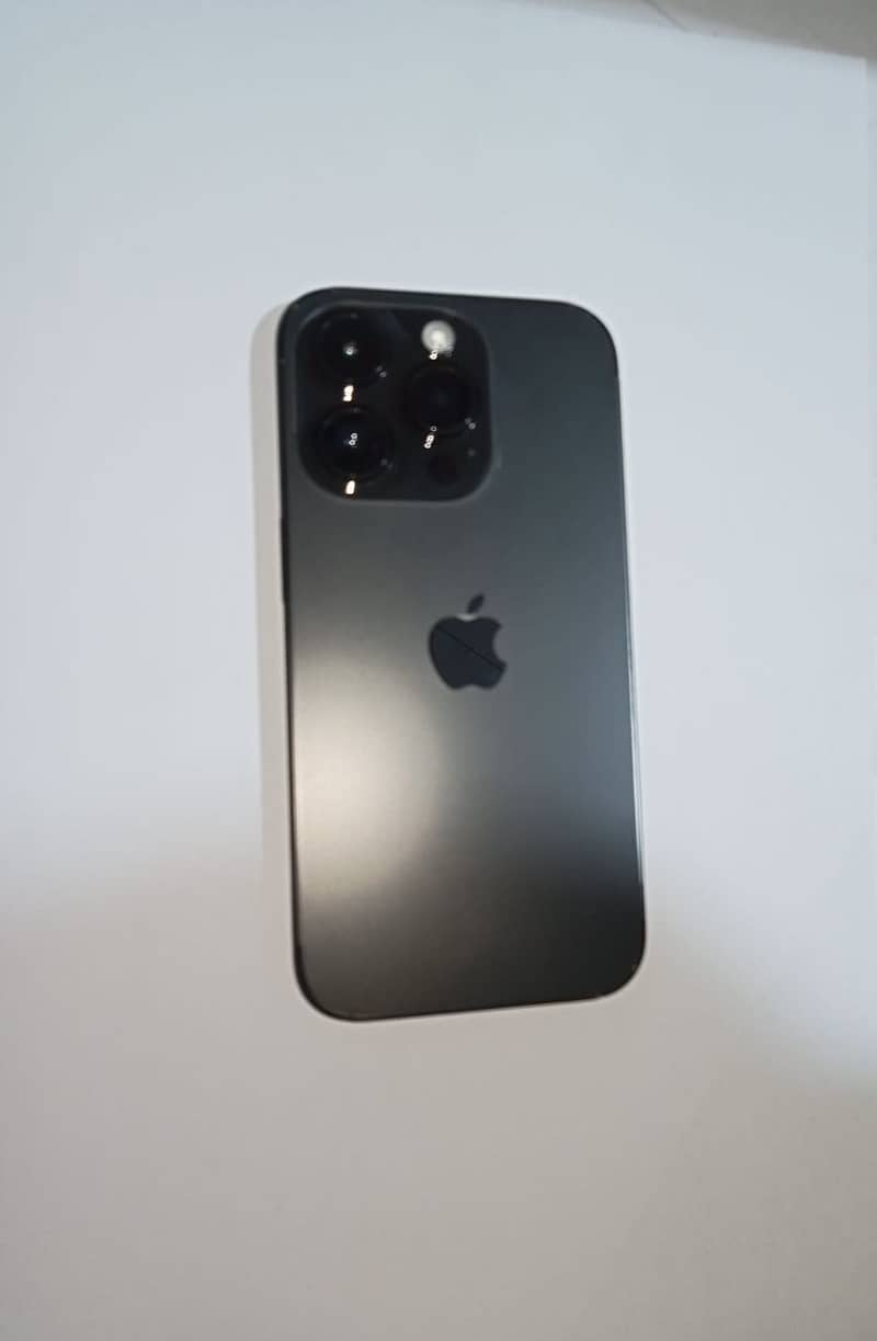 Apple iPhone 14 Pro 0