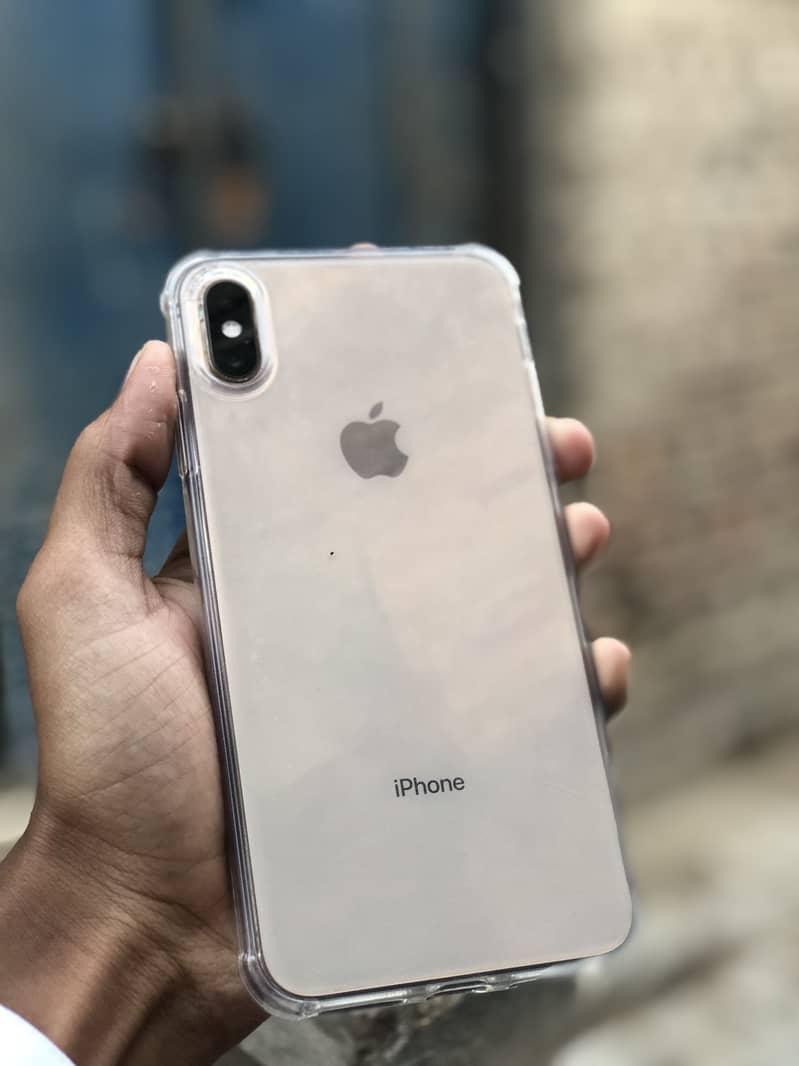 Apple iPhone XS Max 0