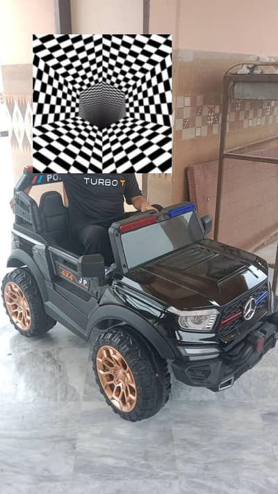 KIDS CAR ONLY 1 WEEK USED