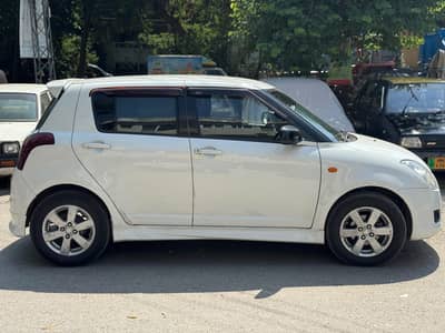 Suzuki Swift 2011 call 0/3/01/8/11/10/7/1