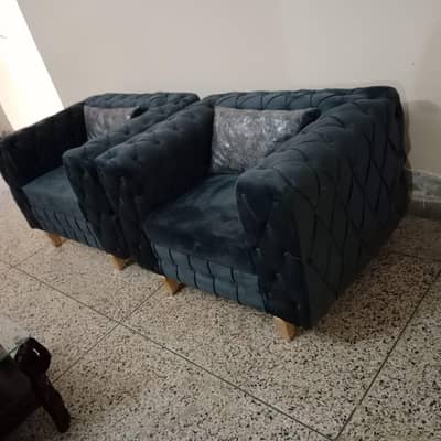 Five seater sofa set , 9 months used only ,like new