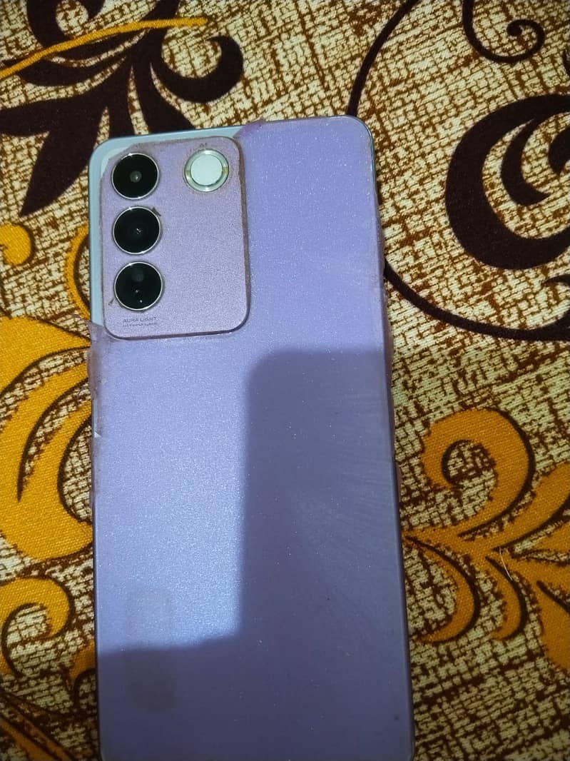 Vivo V27e 0