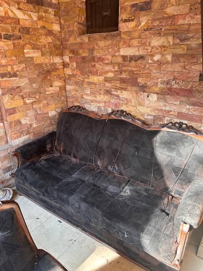 3 seater and 1 seater