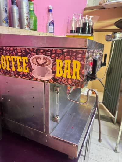 coffee machine for salee new machine only 2 months use